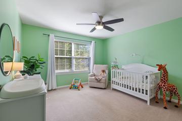 629 Manhattan Cir., Oswego, IL 60543