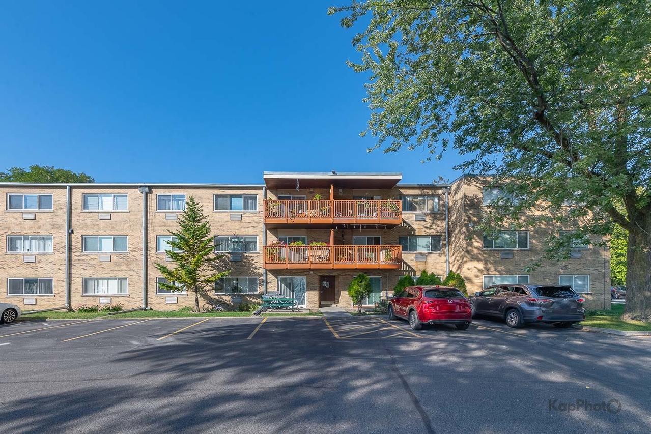700 W Dempster St. #E102, Mount Prospect, IL 60056