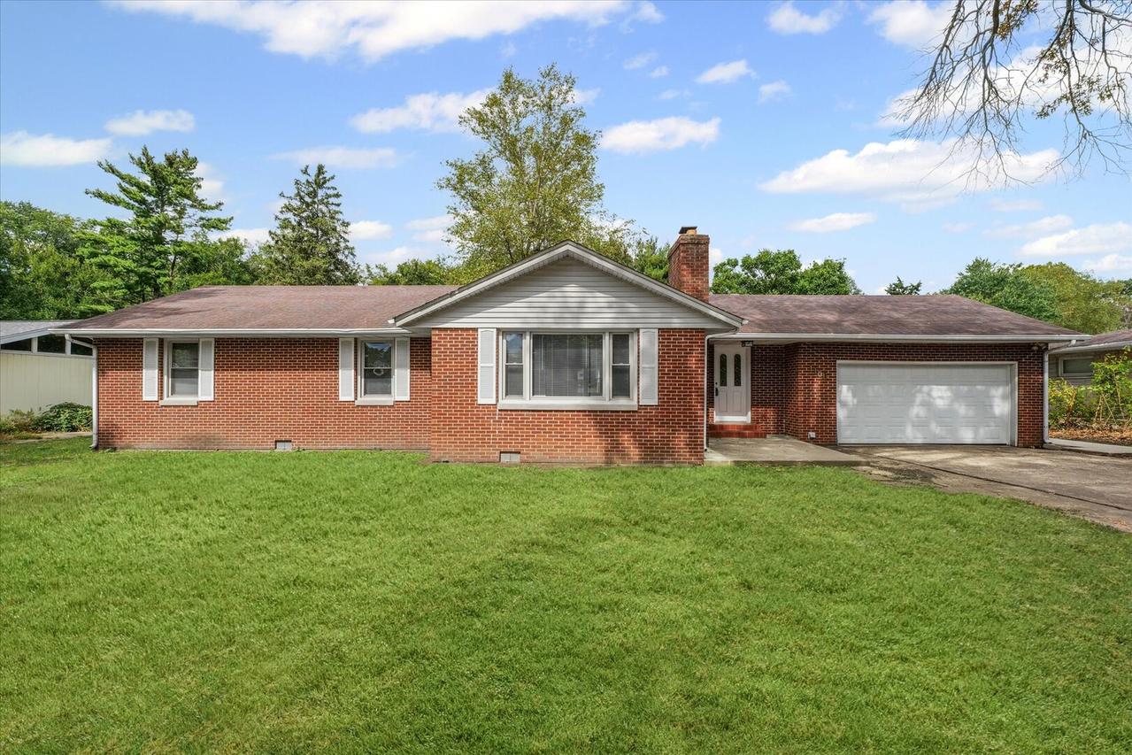 1106 W Kirby Ave., Champaign, IL 61821