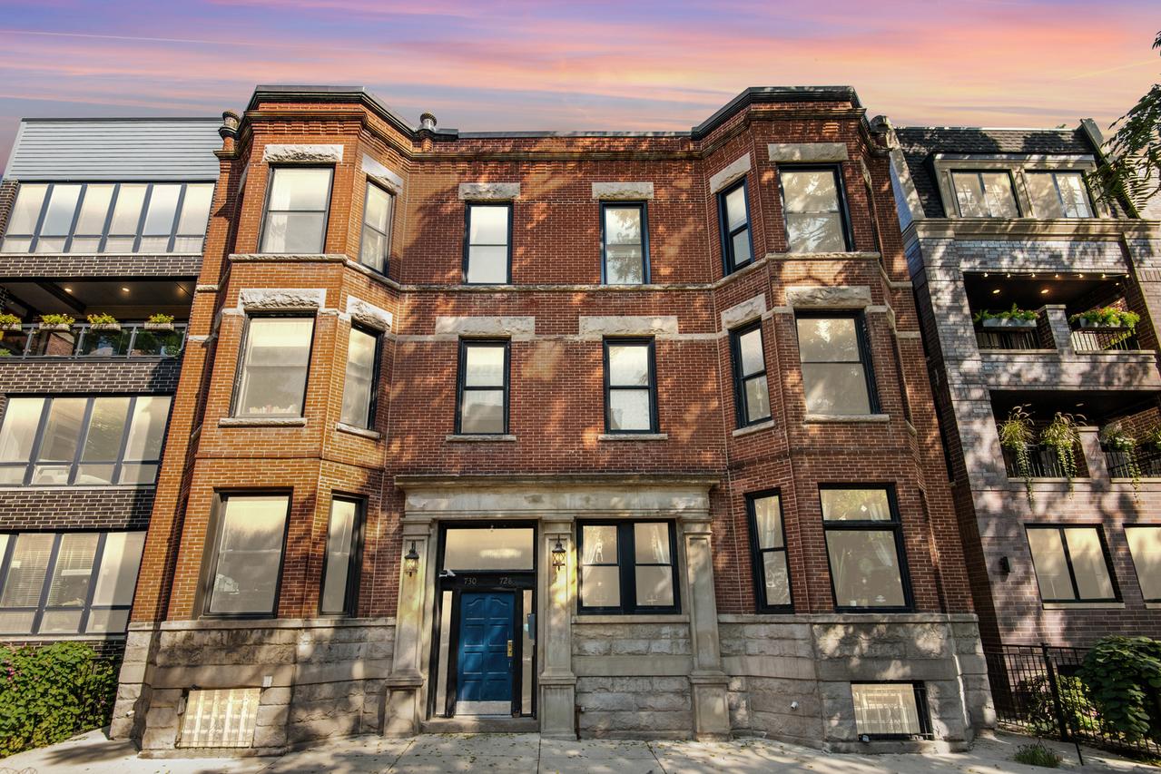 730 W Aldine Ave. #3W, Chicago, IL 60657