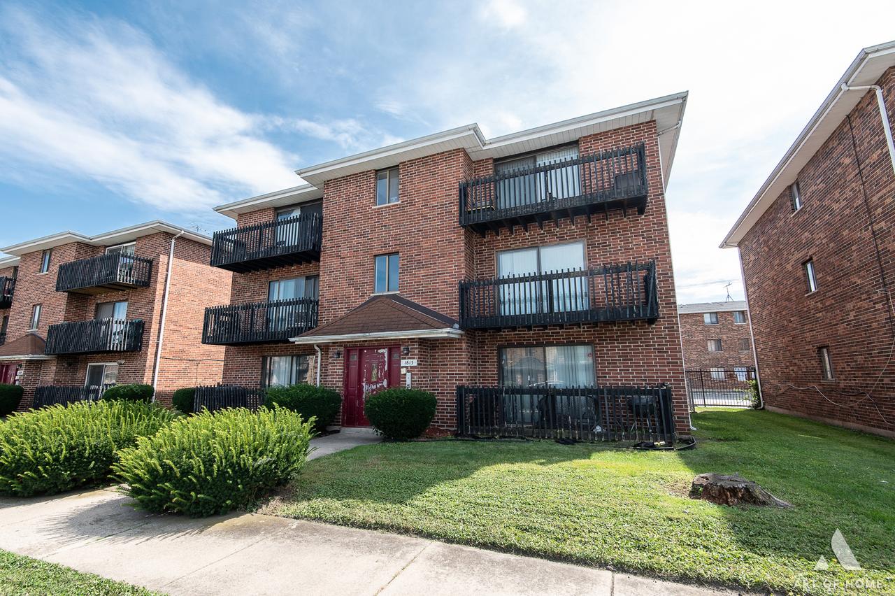1613 Astor St. #1W, Calumet City, IL 60409