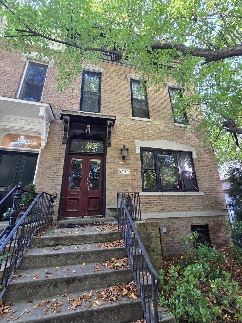 2144 N Fremont St., Chicago, IL 60614