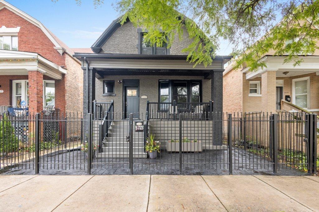 5723 S Wolcott Ave., Chicago, IL 60636