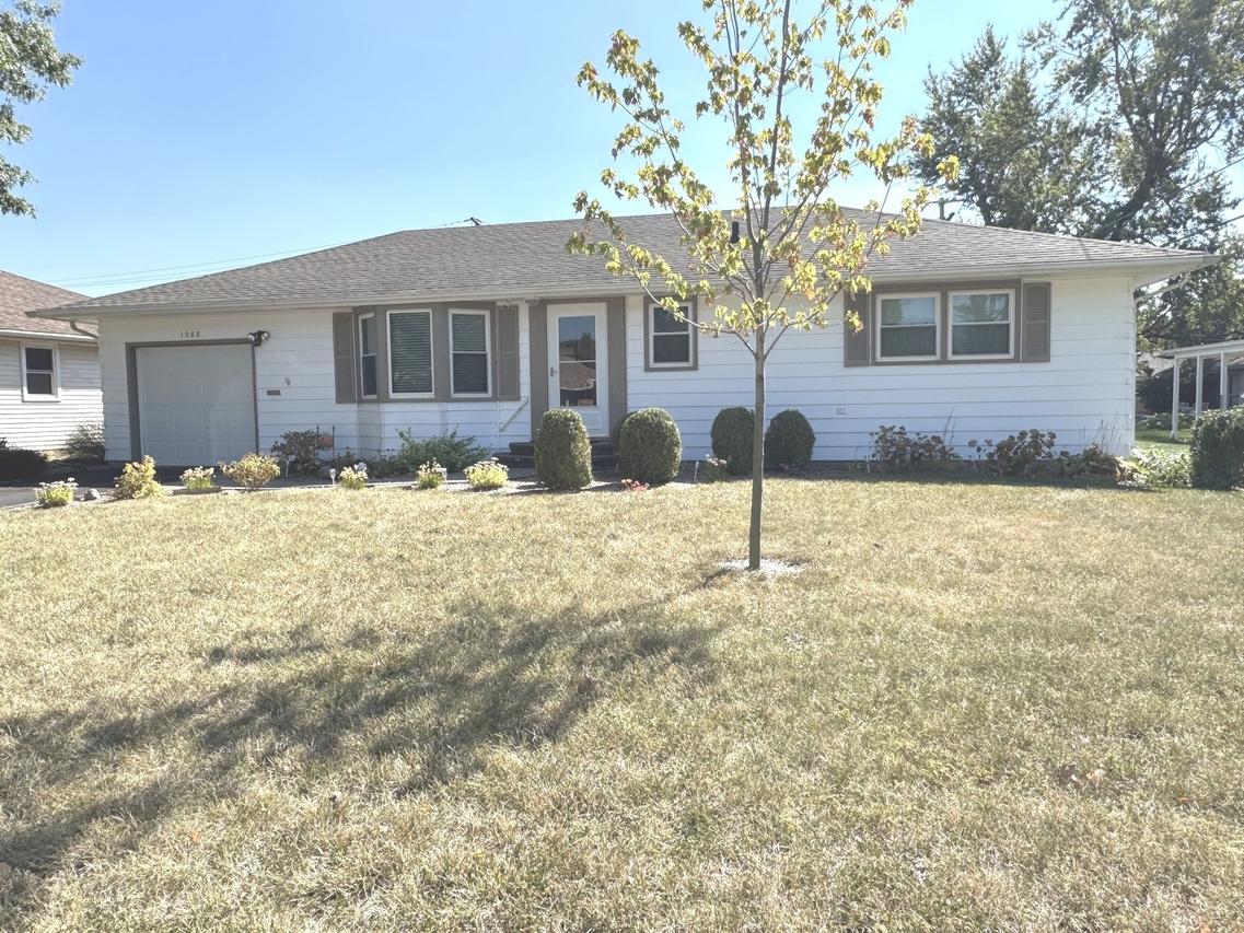 1088 W Walnut St., Kankakee, IL 60901