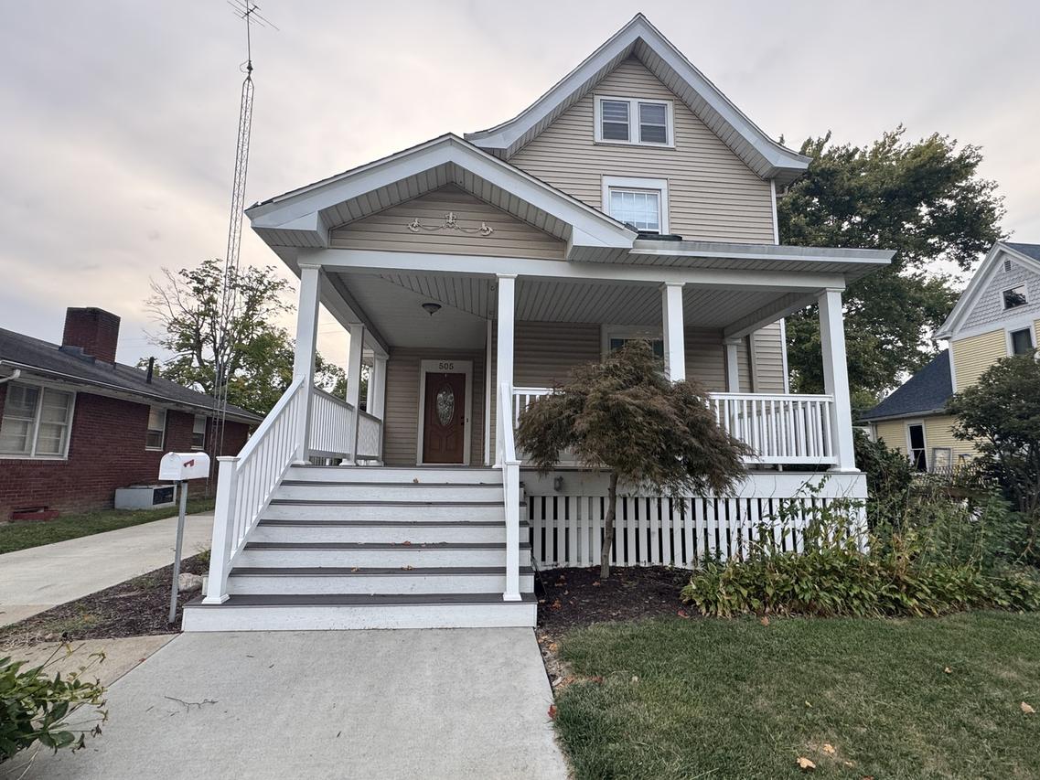 505 N Center St., Clinton, IL 61727