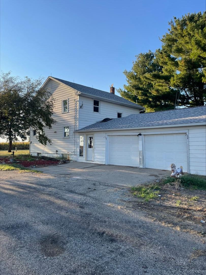 21446 700 East St., Sheffield, IL 61361