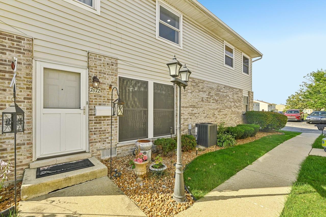 7672 159th Pl., Tinley Park, IL 60477