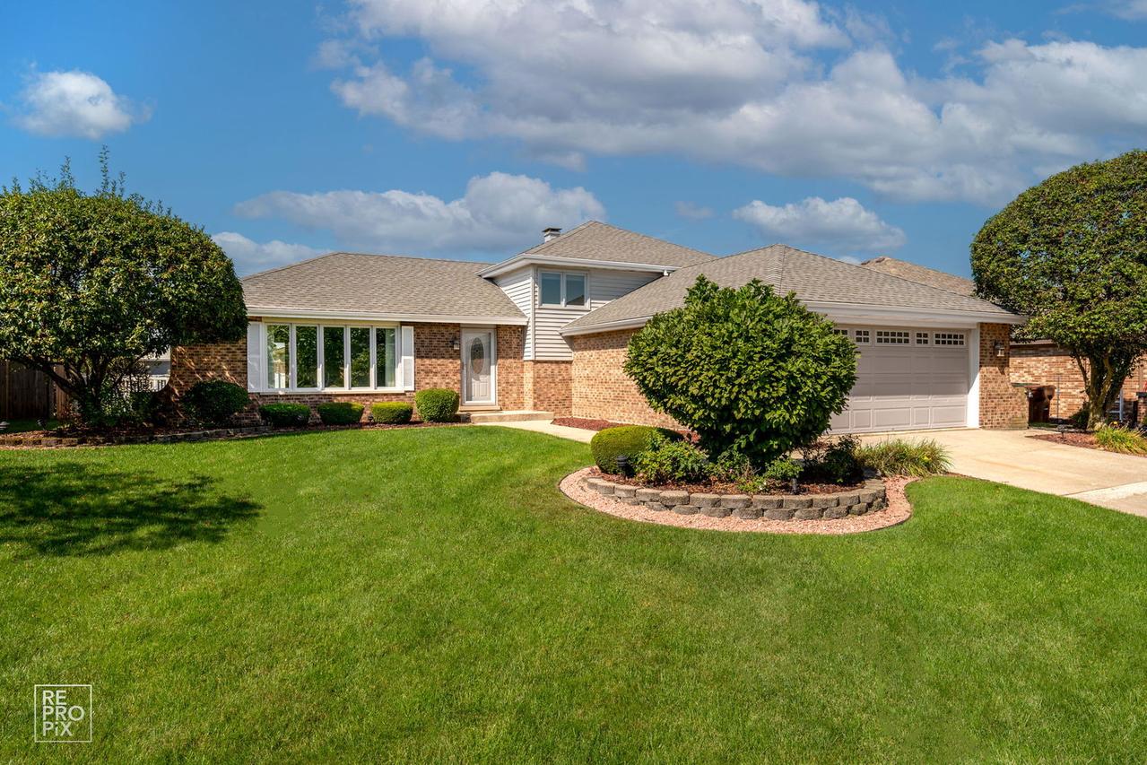 16218 Princeton Ave., Tinley Park, IL 60477