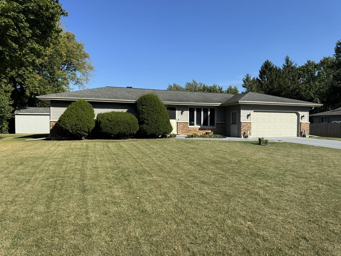 12N309 Hilltop Rd., Elgin, IL 60124