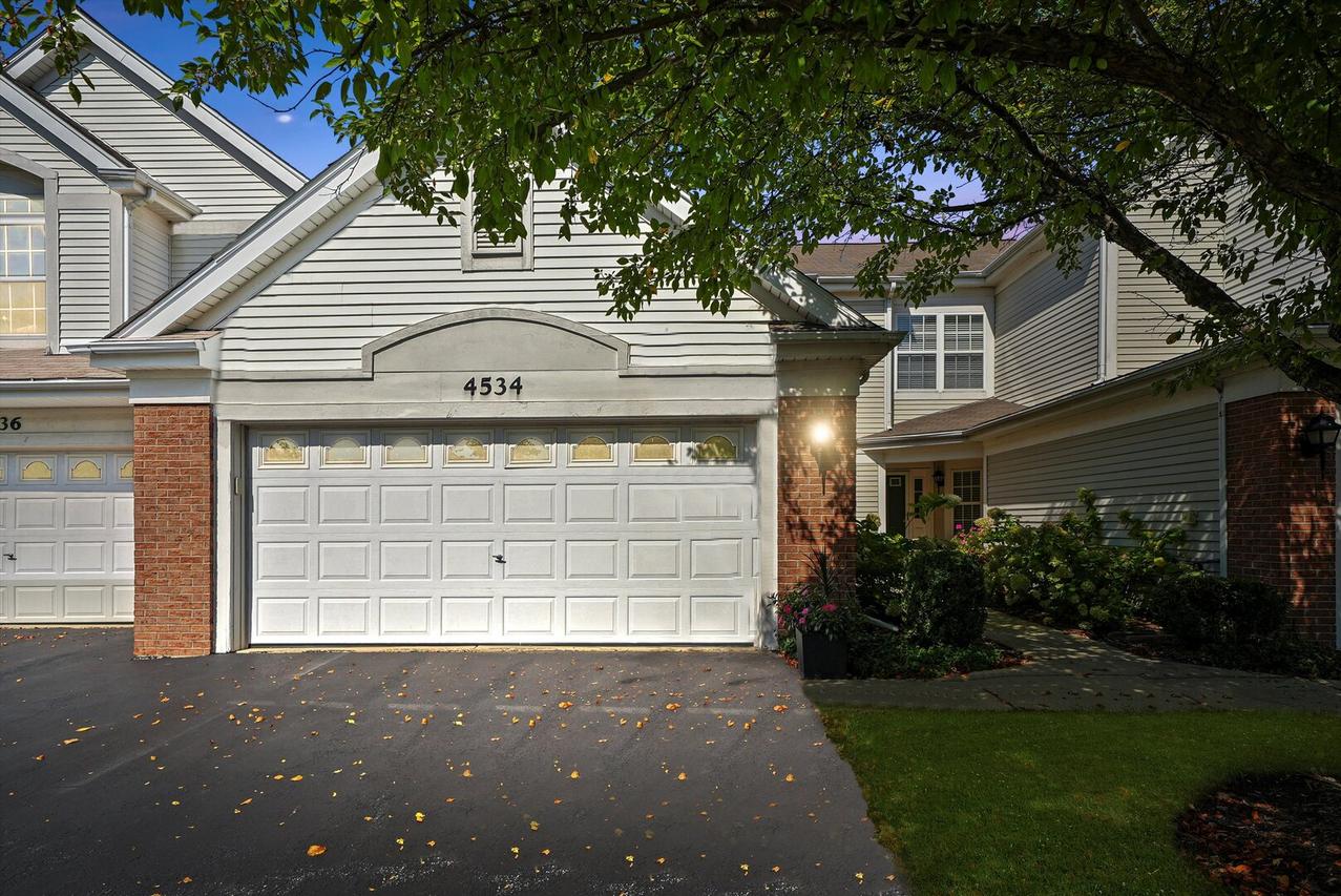4534 Concord Ln., Northbrook, IL 60062