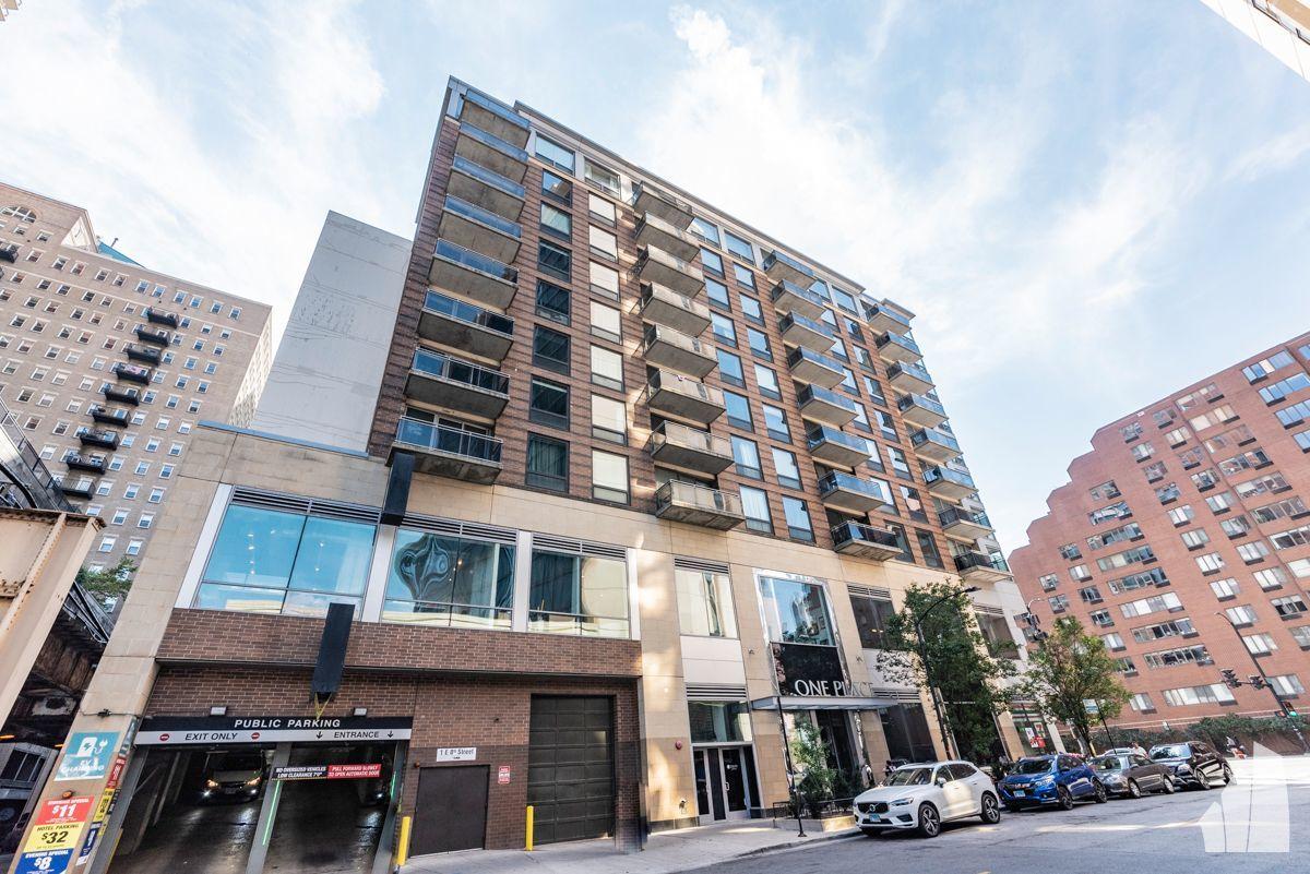 1 E 8th St. #511, Chicago, IL 60605