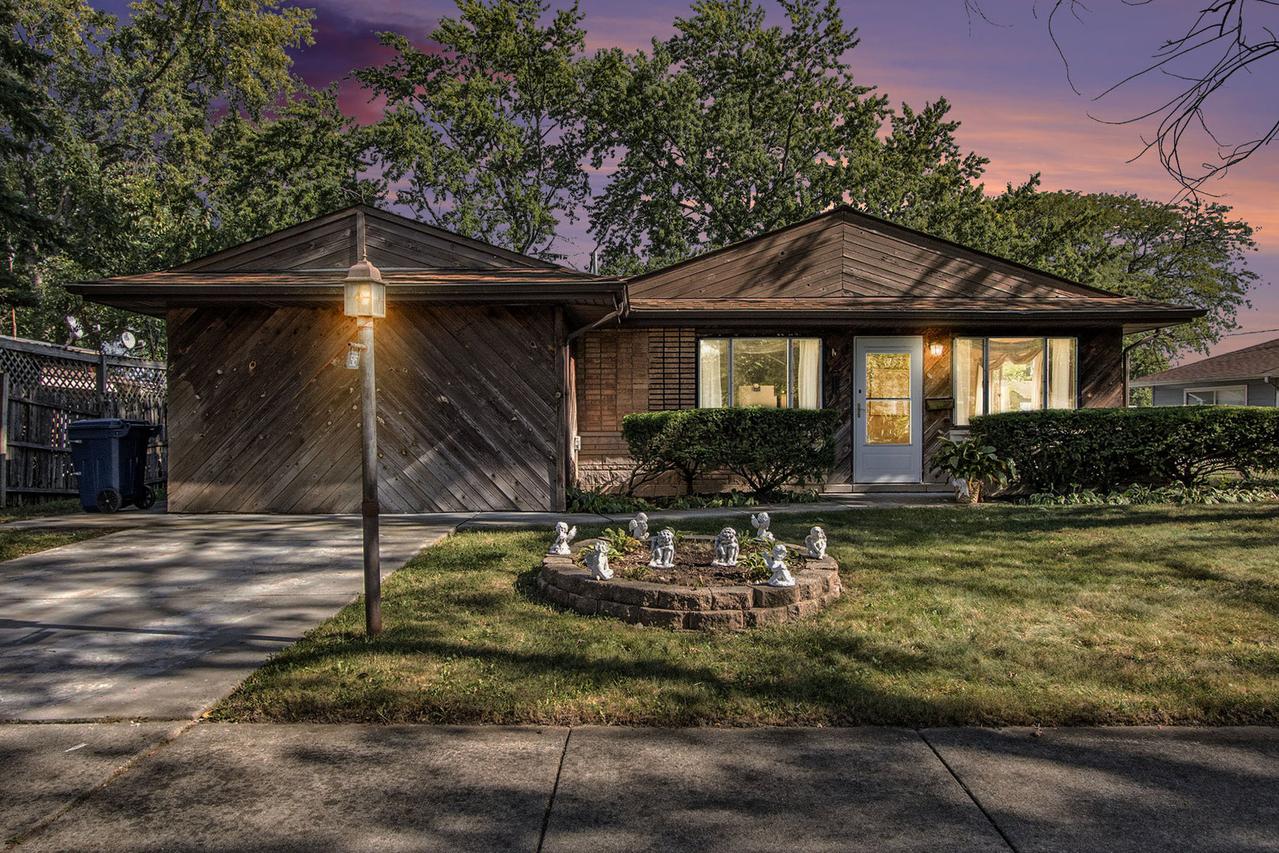 505 Wildwood Dr., Park Forest, IL 60466