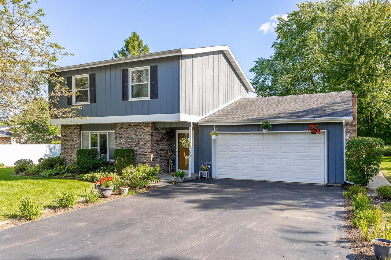 24349 W Camelot Rd., Joliet, IL 60404