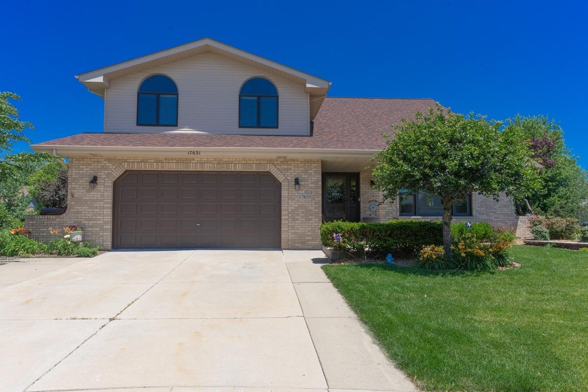 17631 Dover Ct., Tinley Park, IL 60487
