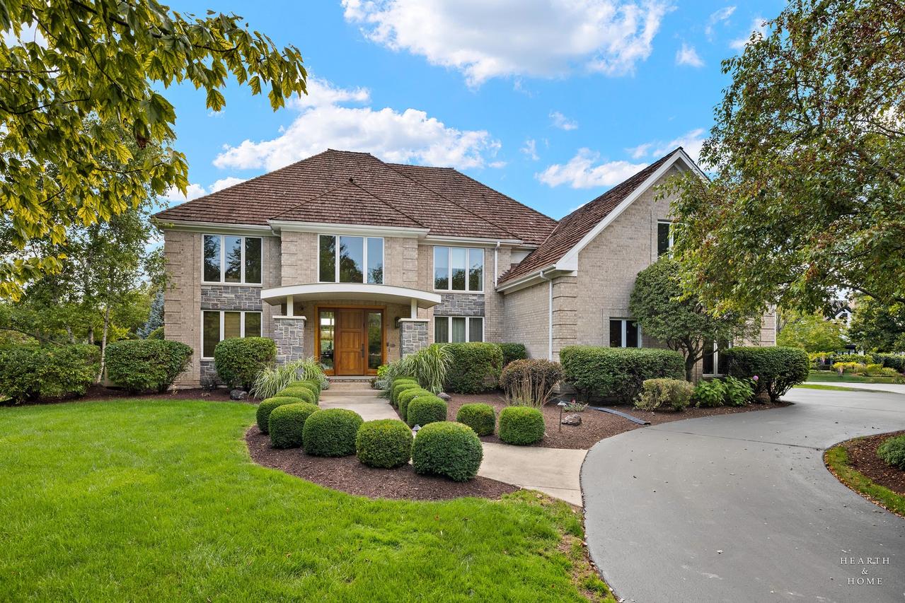 5255 Danbury Ct., Long Grove, IL 60047