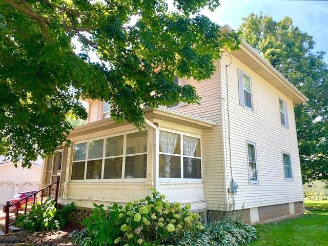 407 N Genesee St., Morrison, IL 61270