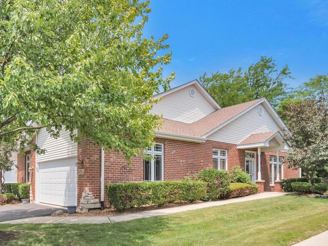 10754 Canterbury Dr., Mokena, IL 60448