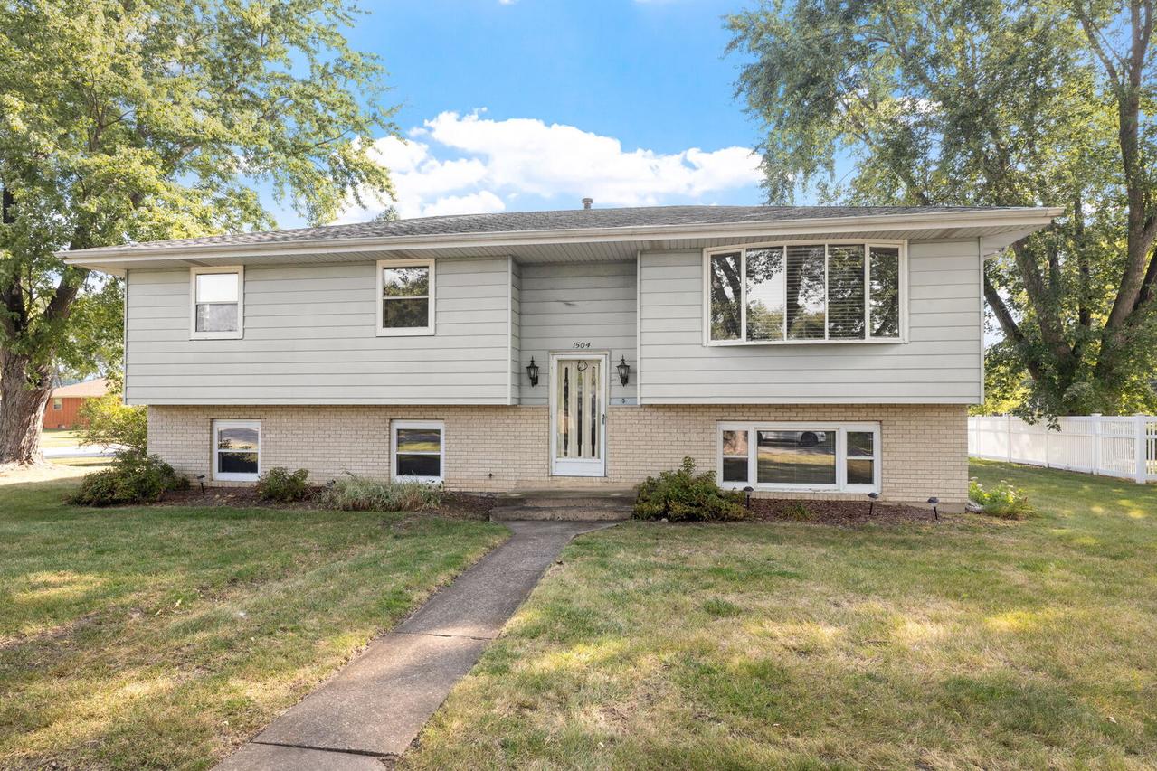 1504 Addleman St., Joliet, IL 60431