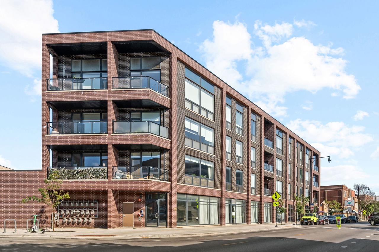3101 N Ridgeway Ave. #2E, Chicago, IL 60618