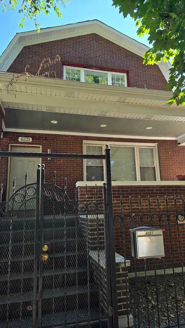 6221 S Wolcott Ave., Chicago, IL 60636