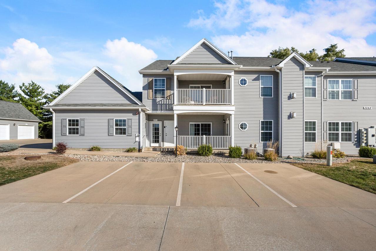 3048 E Stillwater Landing #101, Urbana, IL 61802