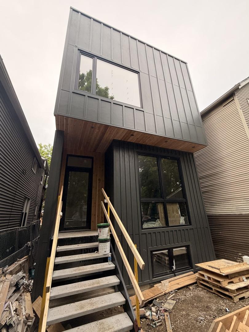2117 N Bingham St., Chicago, IL 60647