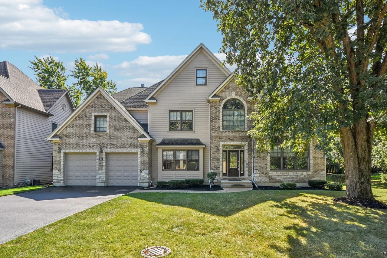 27W327 Williams St., Winfield, IL 60190