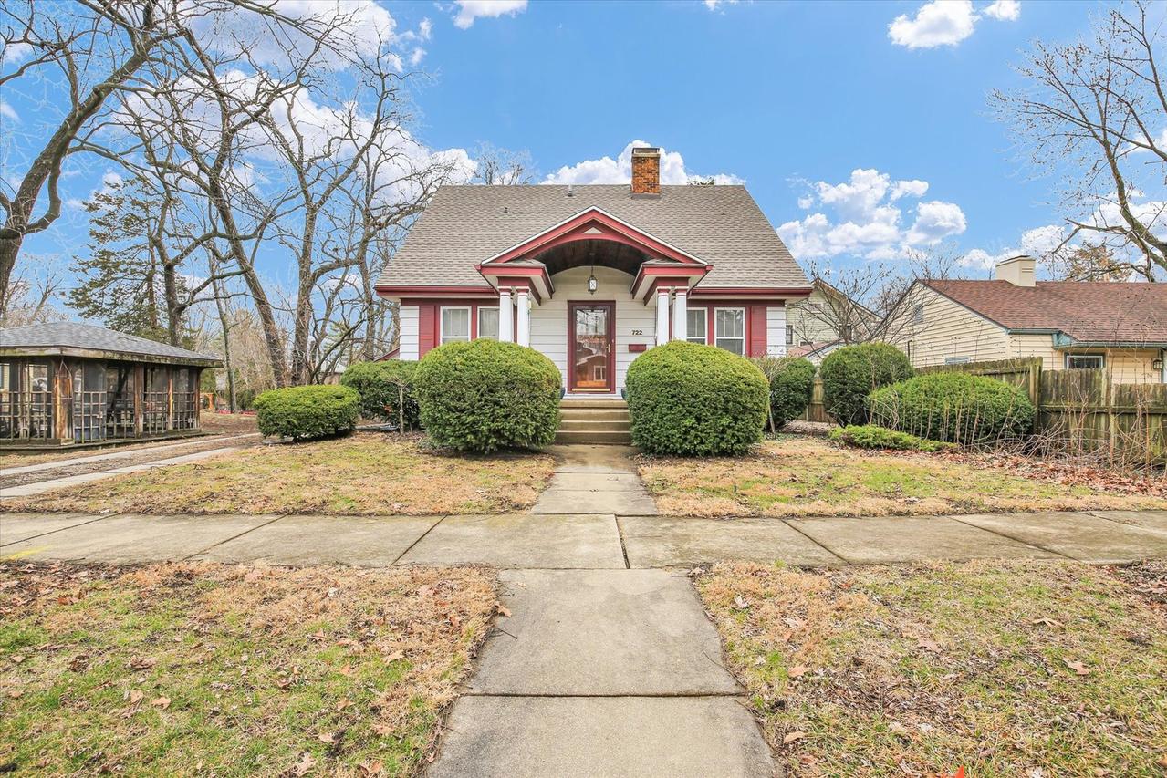 722 S Lynn St., Champaign, IL 61820
