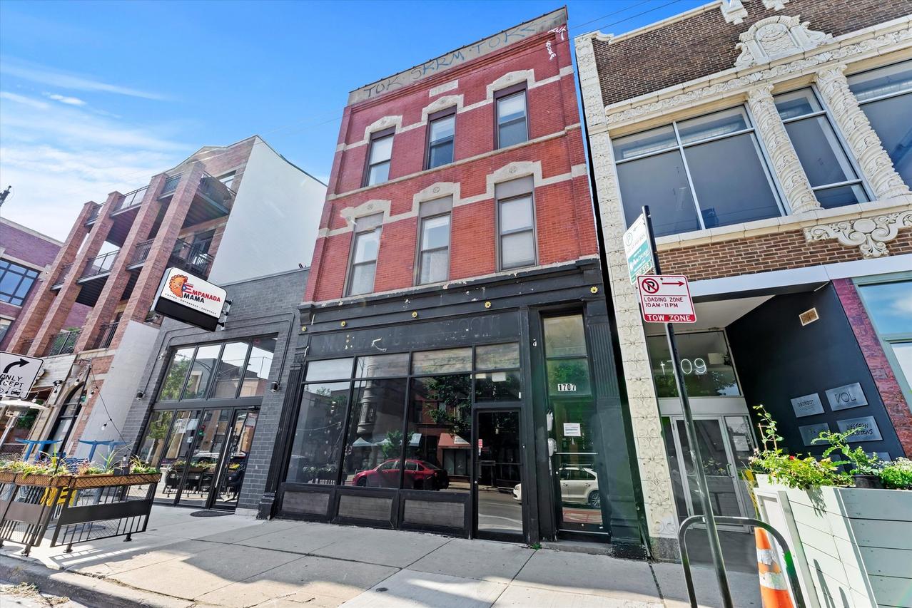 1707 W Chicago Ave., Chicago, IL 60622