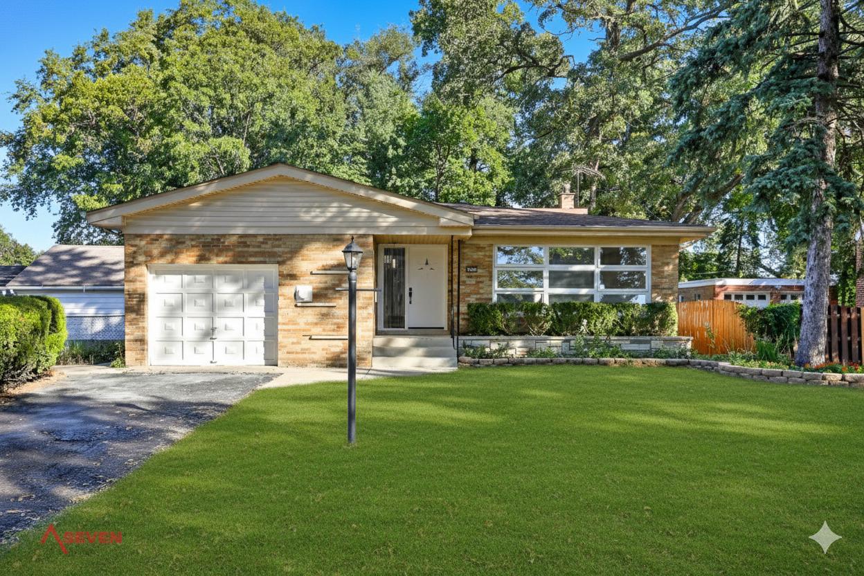 5232 Cass St., Oak Lawn, IL 60453