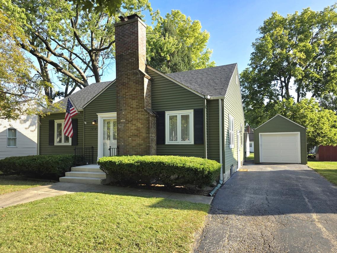 1218 Oneida St., Joliet, IL 60435
