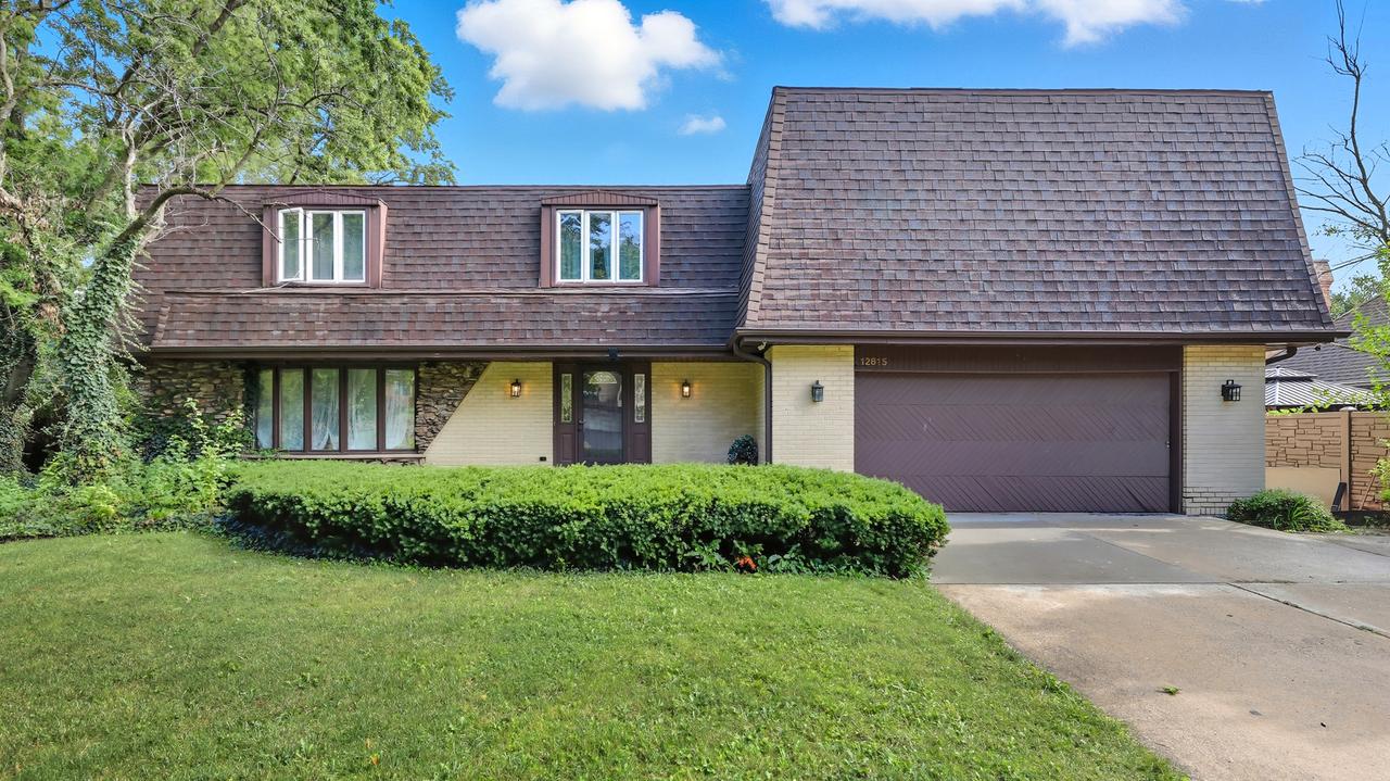 12815 S Seneca Rd., Palos Heights, IL 60463