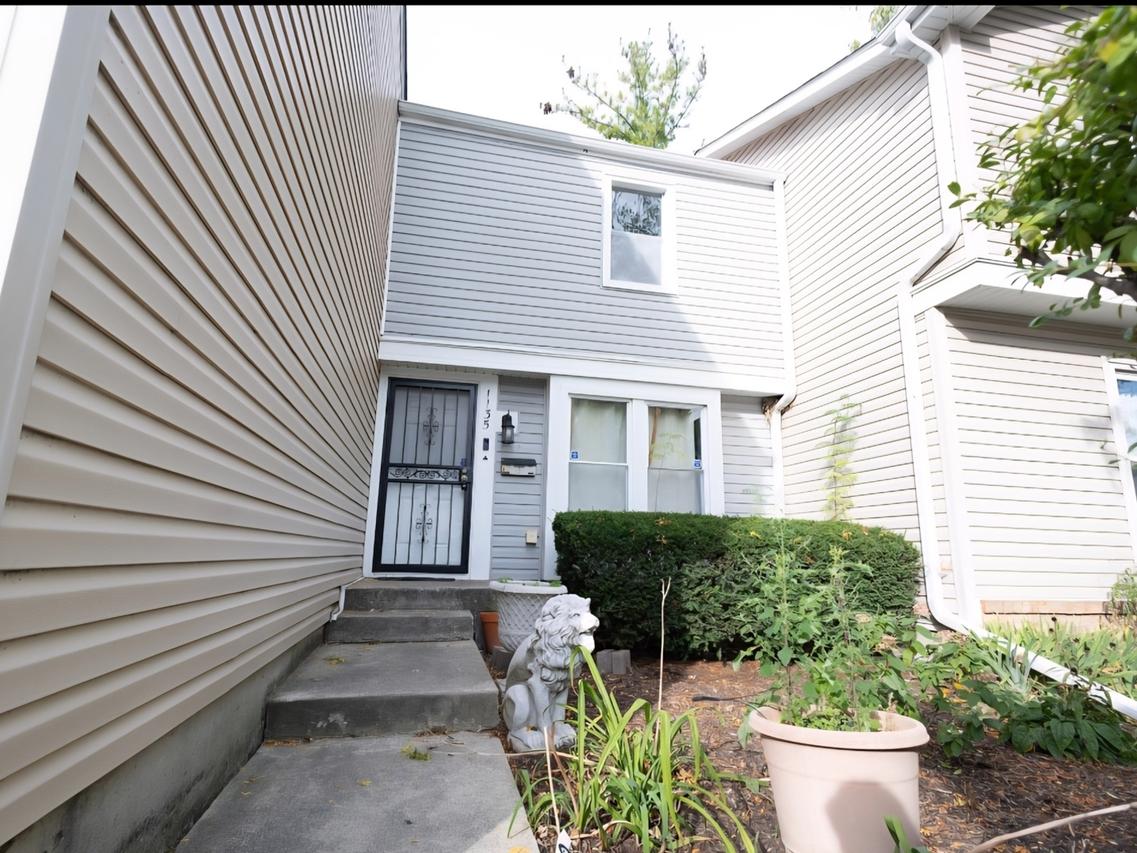 1135 Williamsburg Rd., Country Club Hills, IL 60478