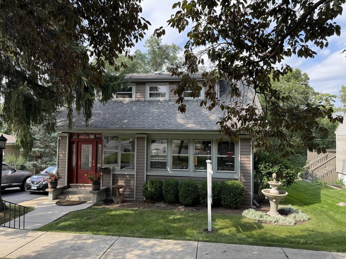 1 W Division St., Lemont, IL 60439