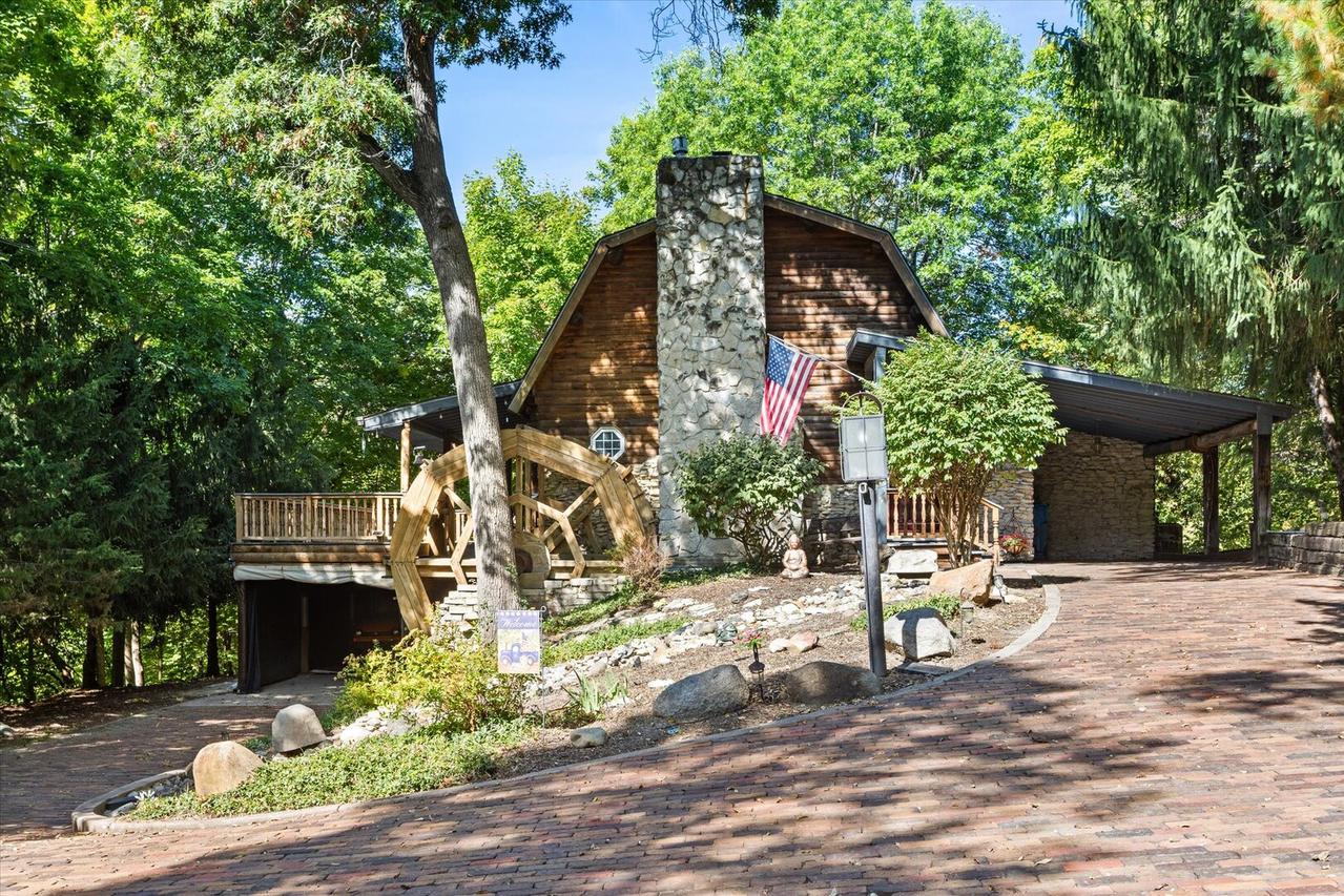 910 Durant St., Oglesby, IL 61348