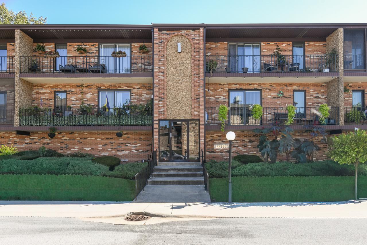 11333 Moraine Dr. #G, Palos Hills, IL 60465