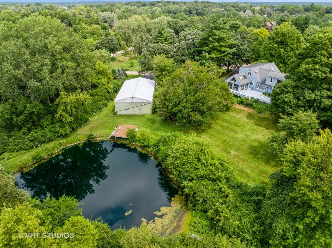 18n732 West Hill Rd., Dundee, IL 60118