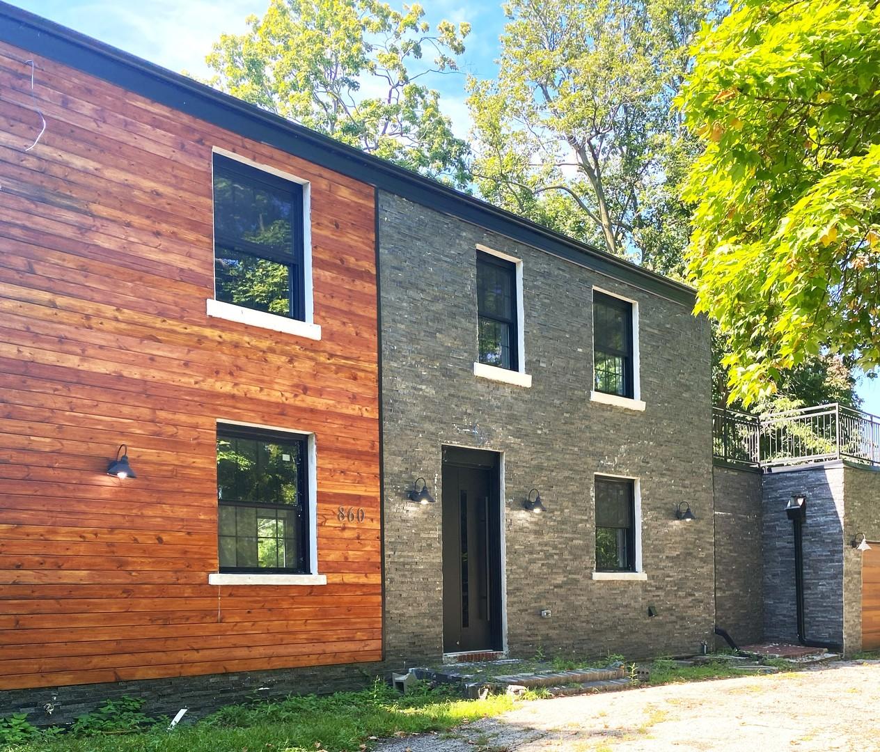 860 Green Bay Rd., Highland Park, IL 60035