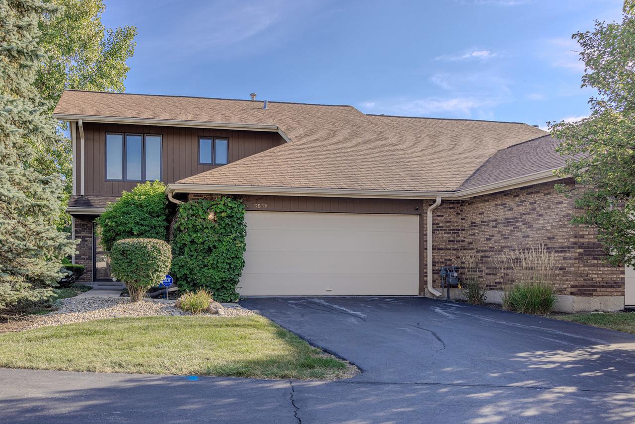 3038 Candlewood Ct., Flossmoor, IL 60422
