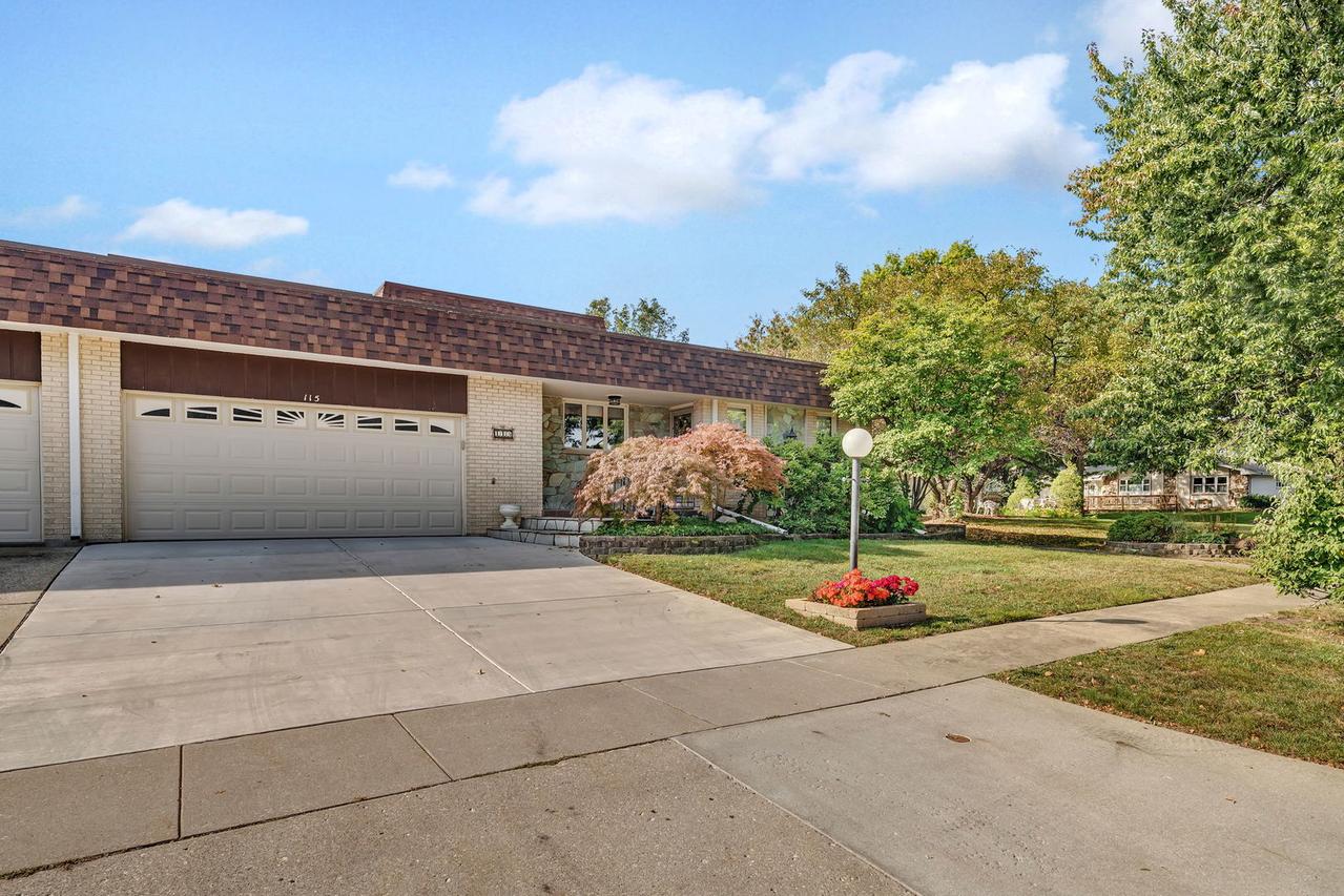 115 Green Acres Dr., Morris, IL 60450