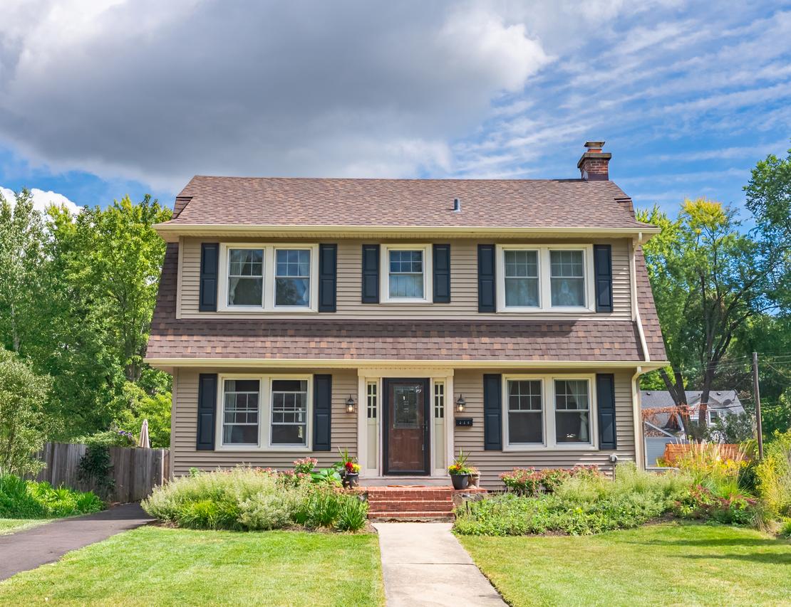 146 Le Grande Blvd., Aurora, IL 60506
