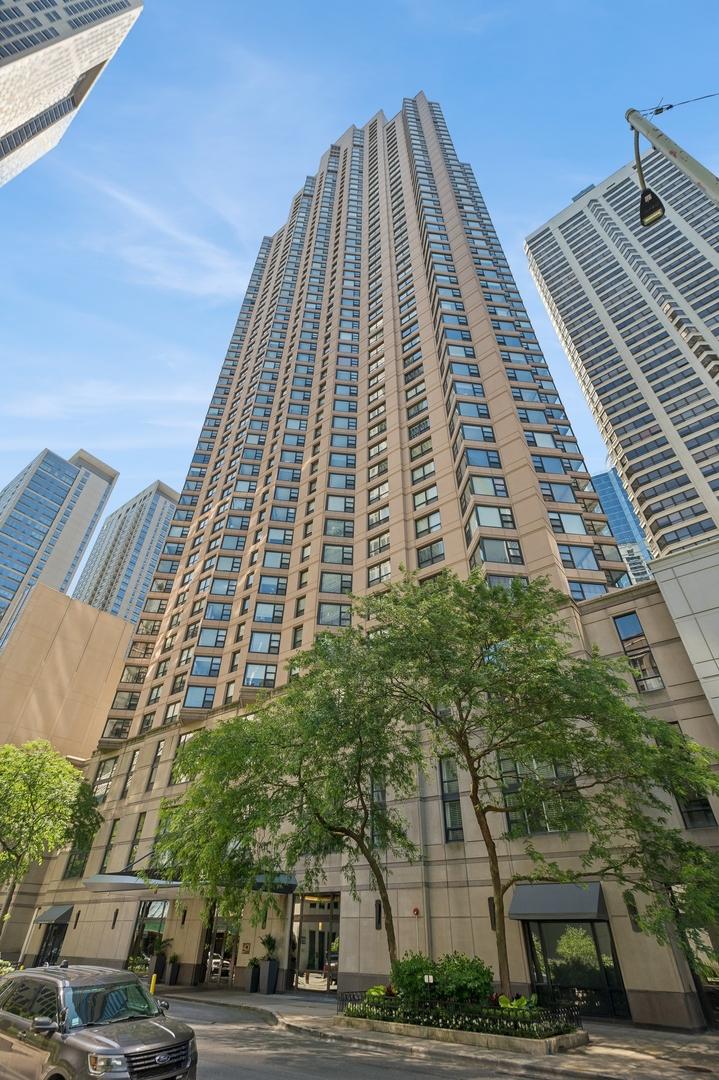 401 E Ontario St. #4106, Chicago, IL 60611