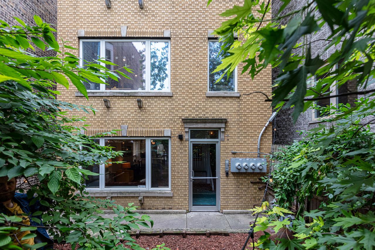 2647 W Cortez St., Chicago, IL 60622