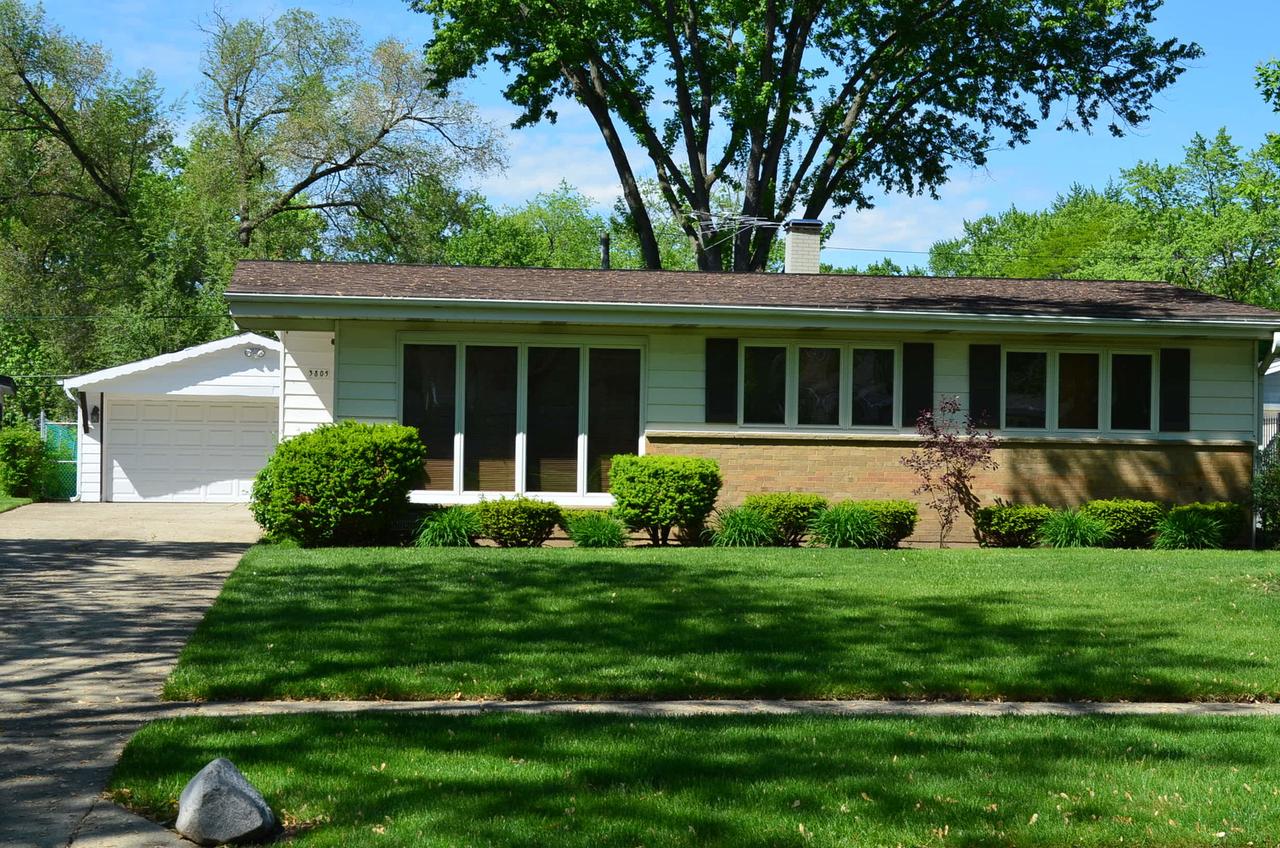 3805 Wren Ln., Rolling Meadows, IL 60008