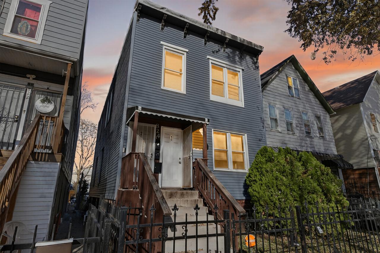 824 E 89th Pl., Chicago, IL 60619