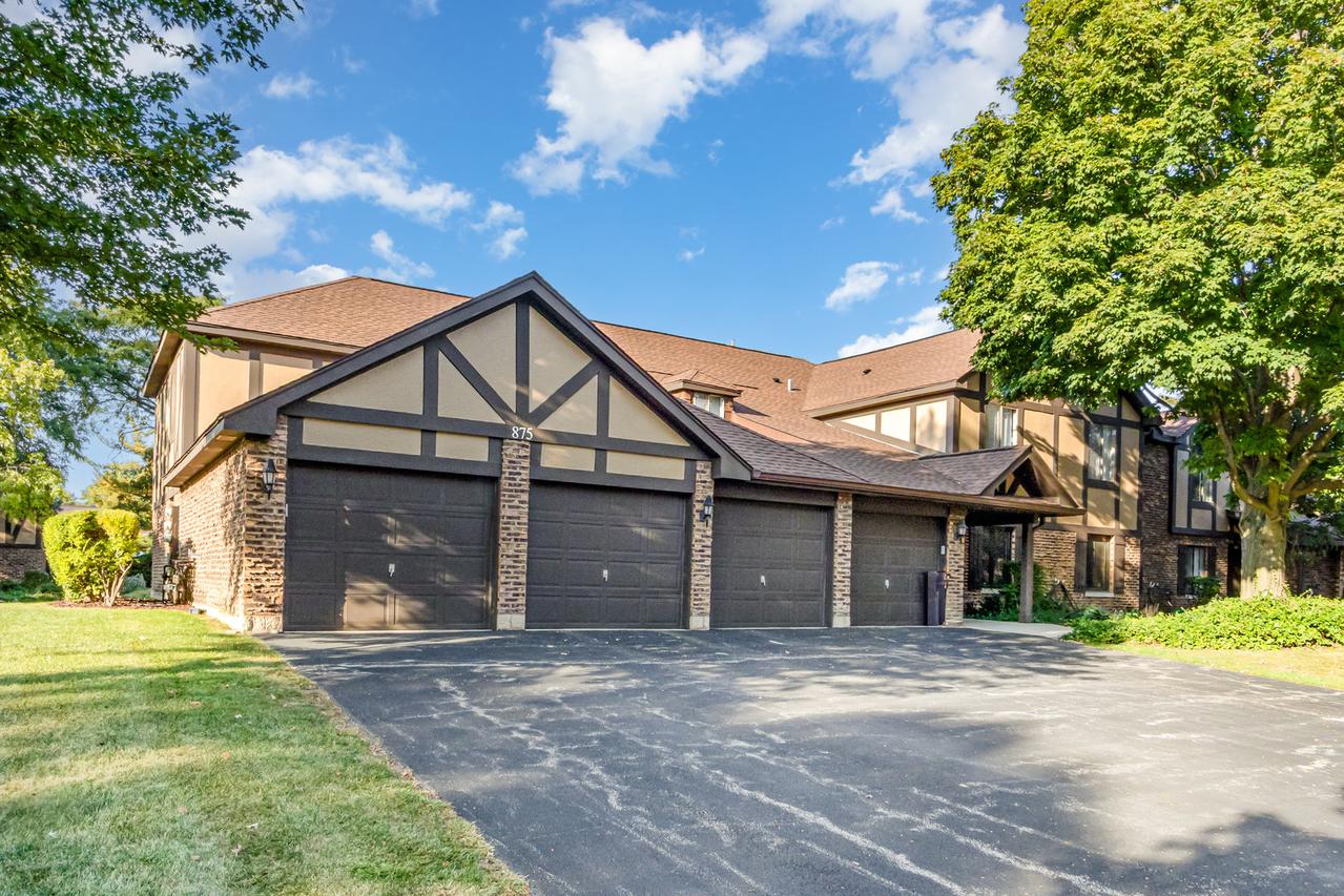 875 Farnham Ln. #D, Wheaton, IL 60189