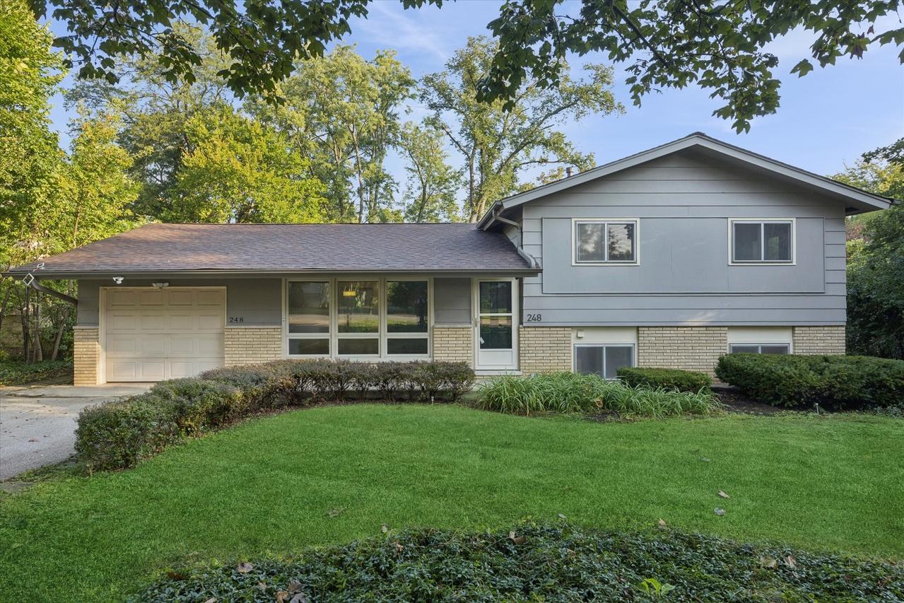 248 41st St., Downers Grove, IL 60515