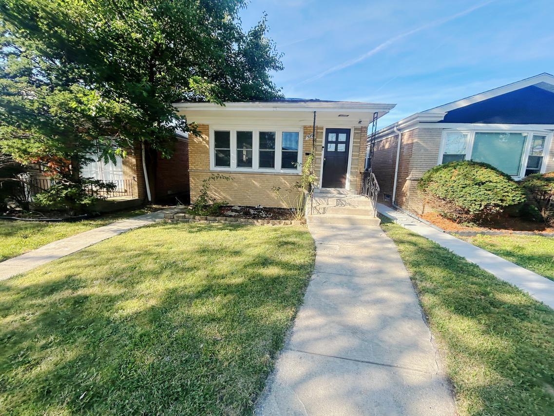 520 W 97th St., Chicago, IL 60628