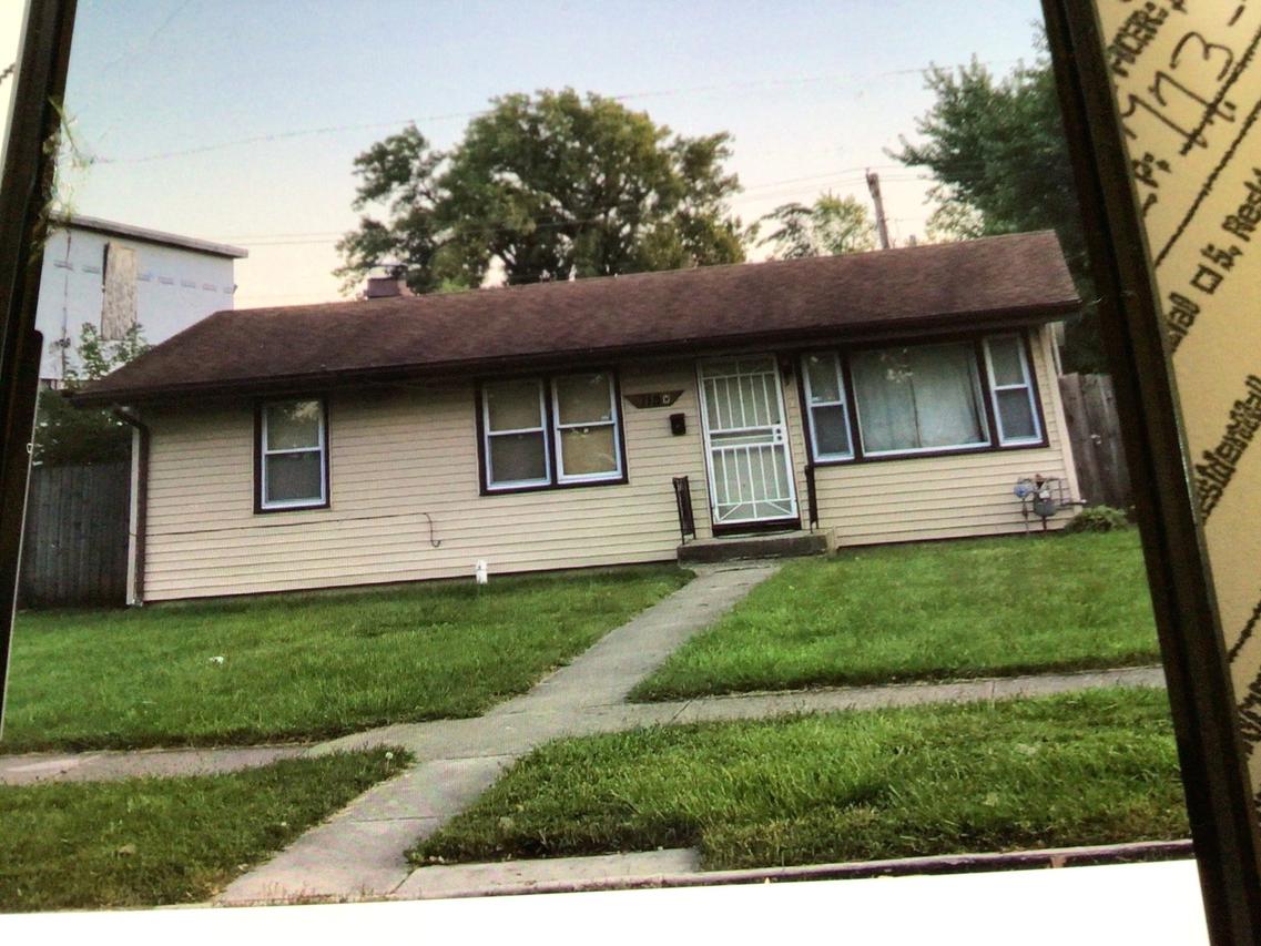 110 W 150th St., Harvey, IL 60426