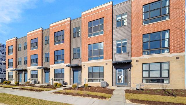 New Construction Homes For Sale This Week That Attend Glenbard East High School: October 8th to October 14th